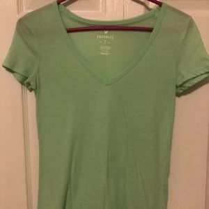 American Eagle V-neck
